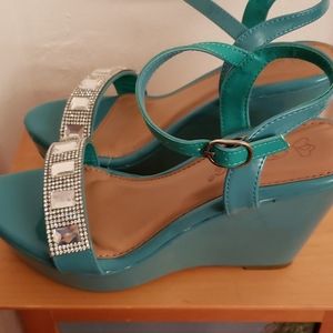 Ladies shoes